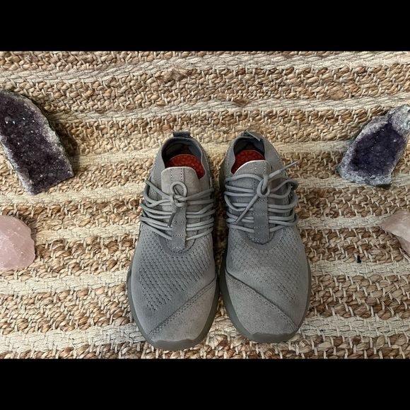 Lane Eight Trainer AD 1 - Picture 7 of 8